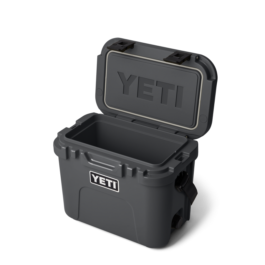 YETI Roadie 15 Charcoal